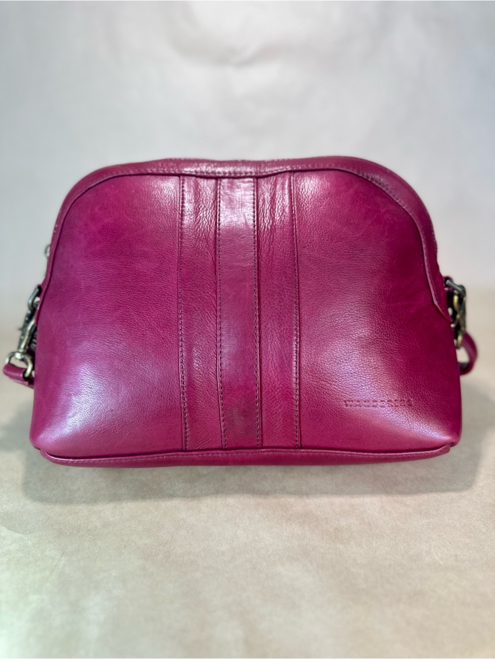 Wanderers Travel Co. Magenta Purple Leather Crossbody / Wristlet Clutch Bag - Picture 2 of 6